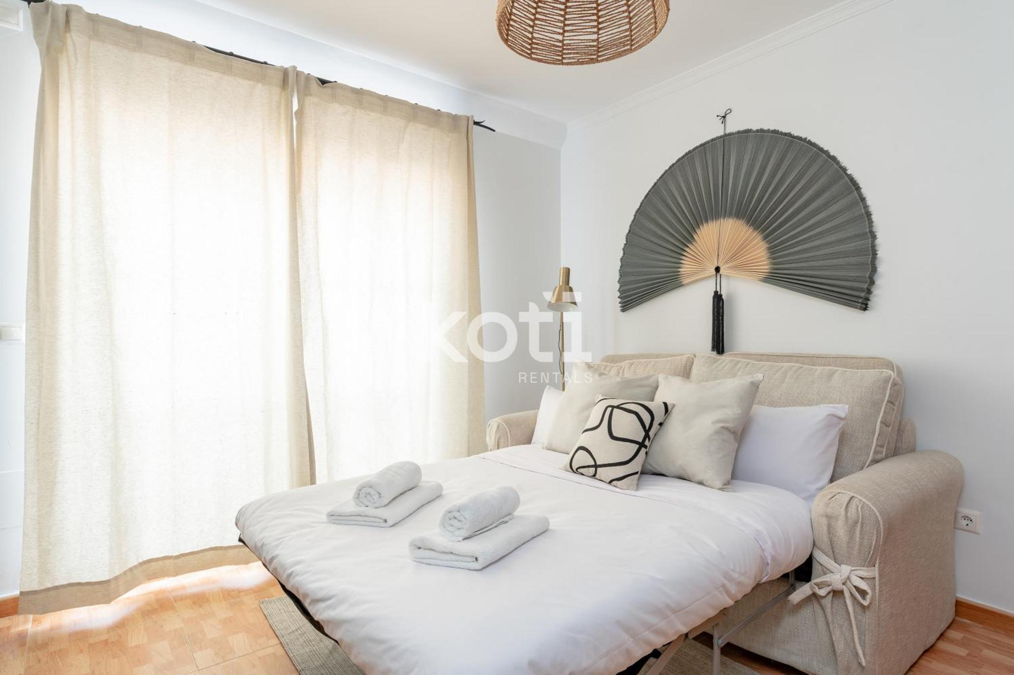 Koti Rentals - Sandy Beach Apartment Fuengirola Exteriör bild