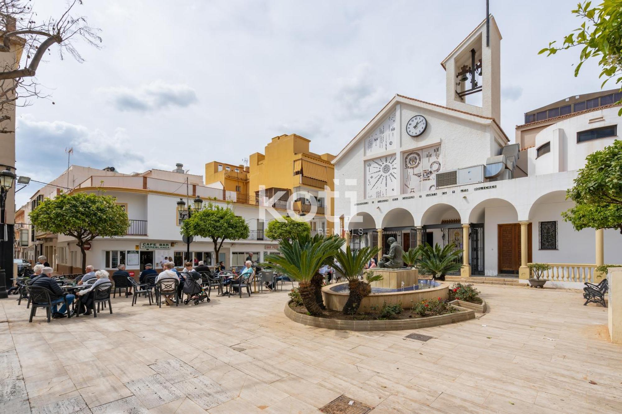 Koti Rentals - Sandy Beach Apartment Fuengirola Exteriör bild