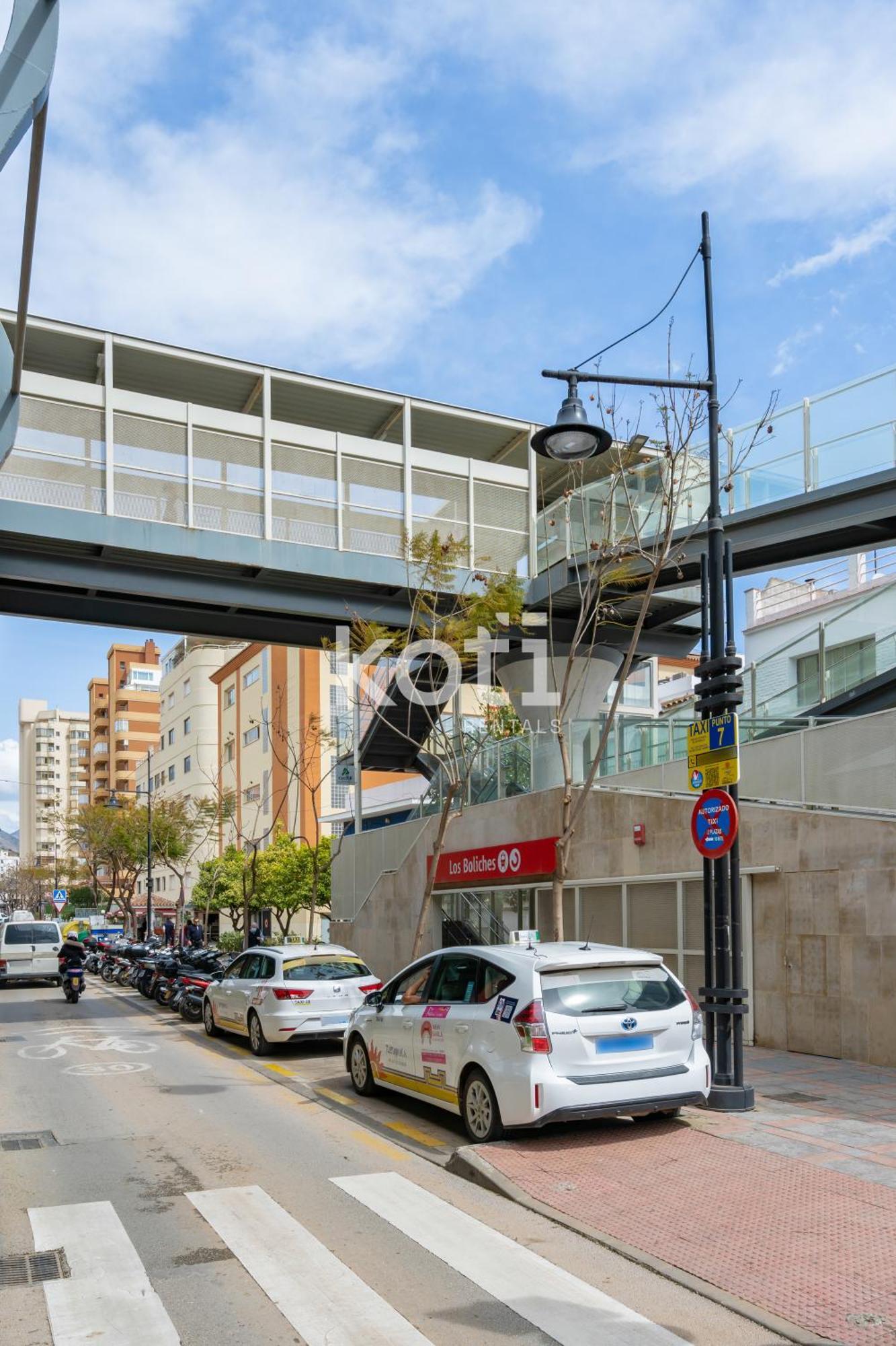 Koti Rentals - Sandy Beach Apartment Fuengirola Exteriör bild