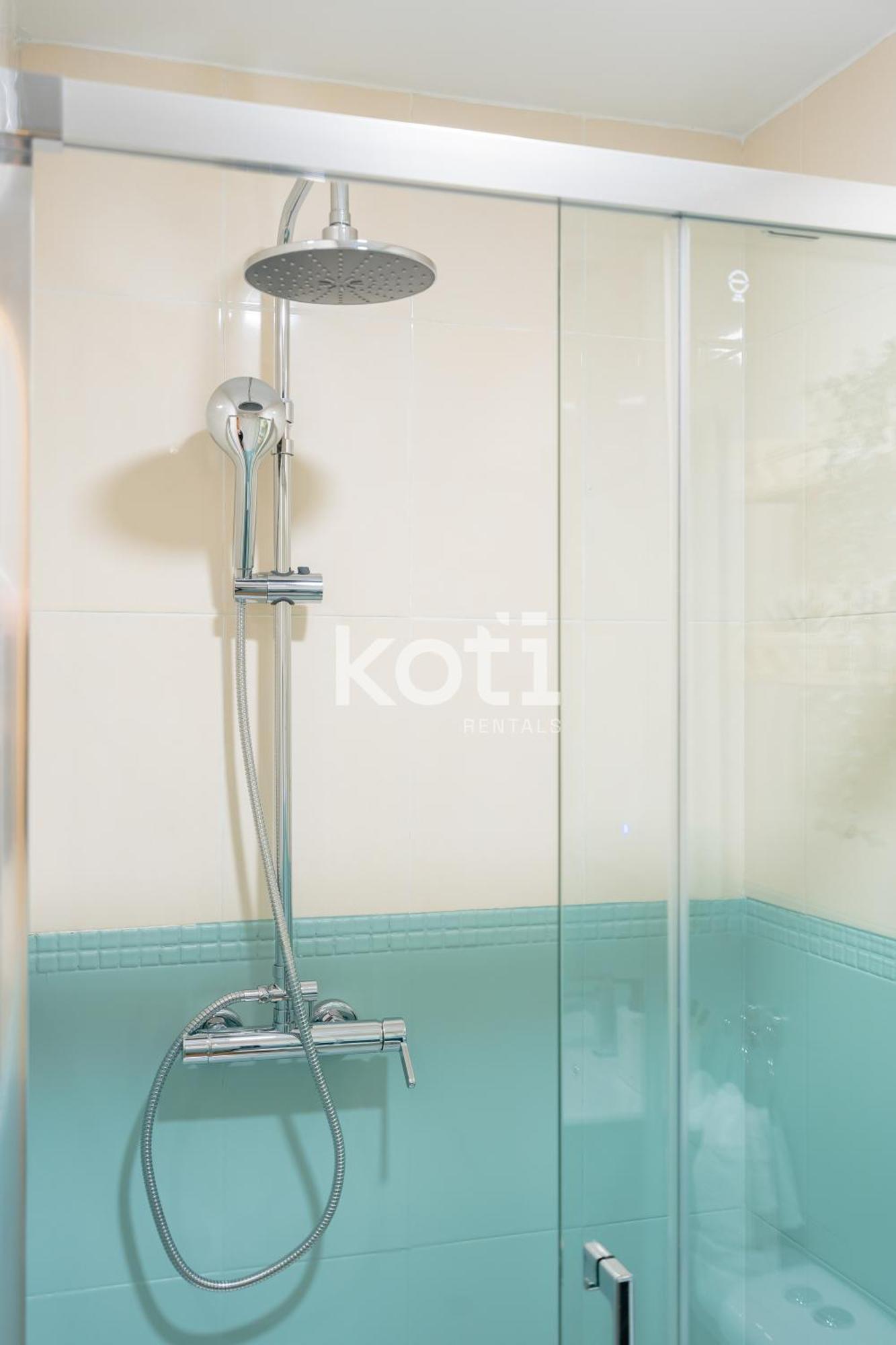 Koti Rentals - Sandy Beach Apartment Fuengirola Exteriör bild