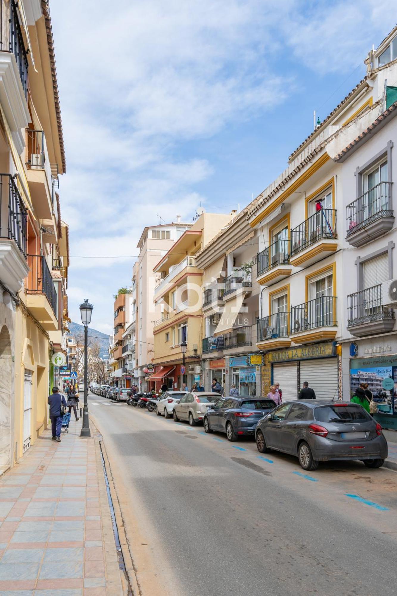 Koti Rentals - Sandy Beach Apartment Fuengirola Exteriör bild