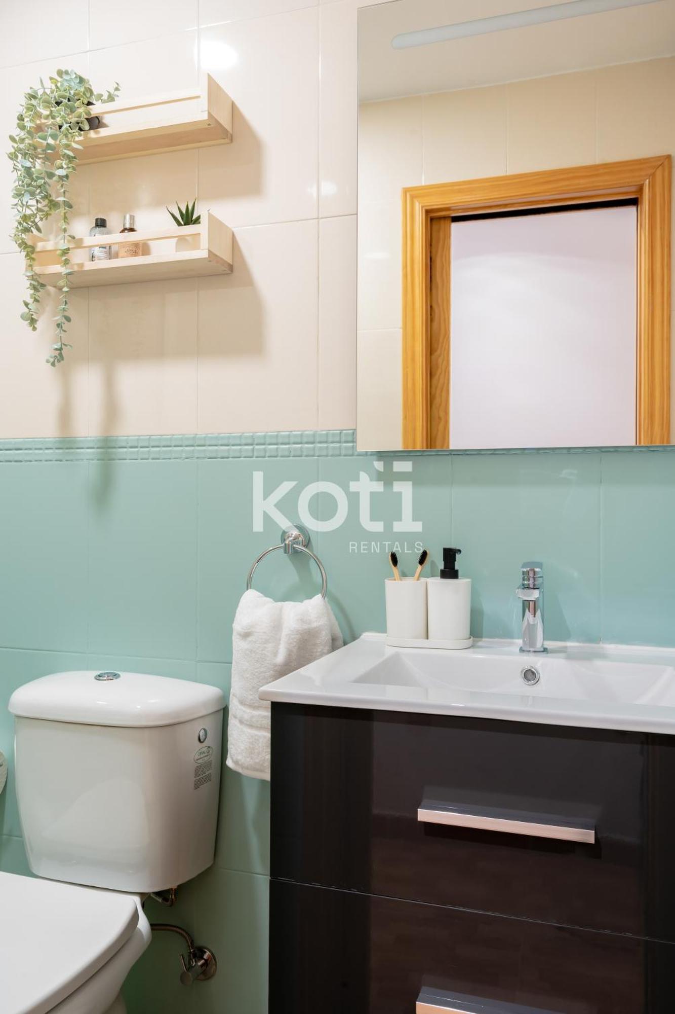 Koti Rentals - Sandy Beach Apartment Fuengirola Exteriör bild