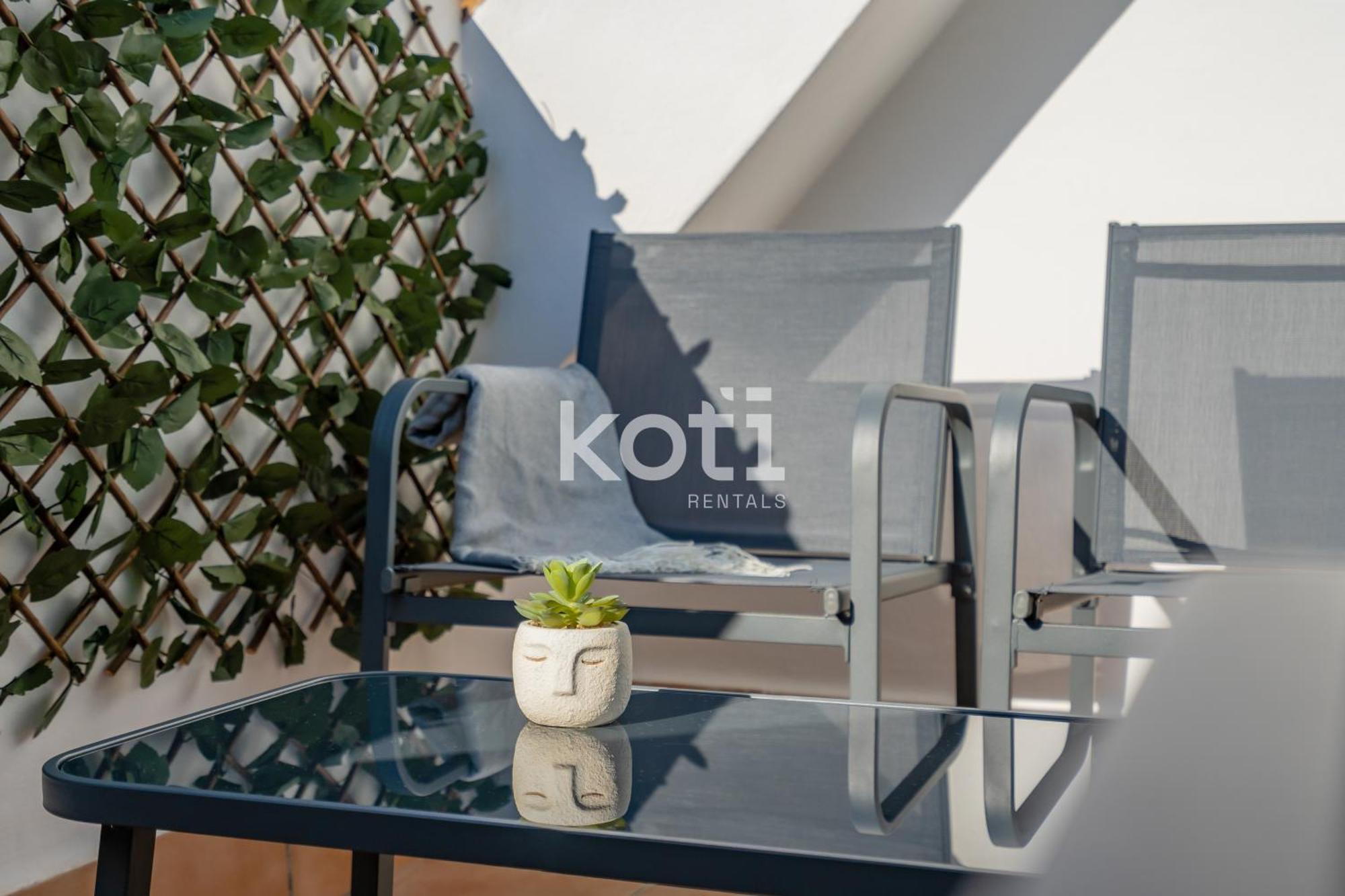 Koti Rentals - Sandy Beach Apartment Fuengirola Exteriör bild